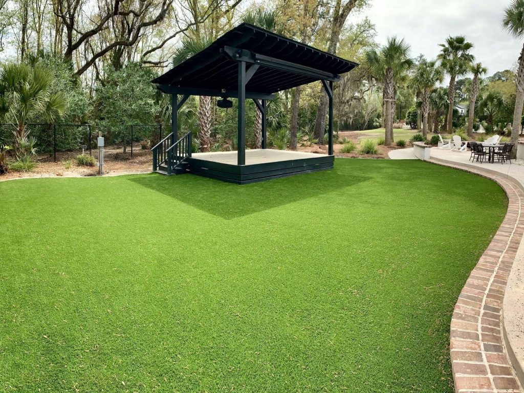 Artificial Grass for Commercial Properties Practical Solutions for High-Traffic Areas
